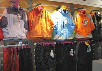 傲峰雪戶外用品 專業品質，助力您的戶外探險